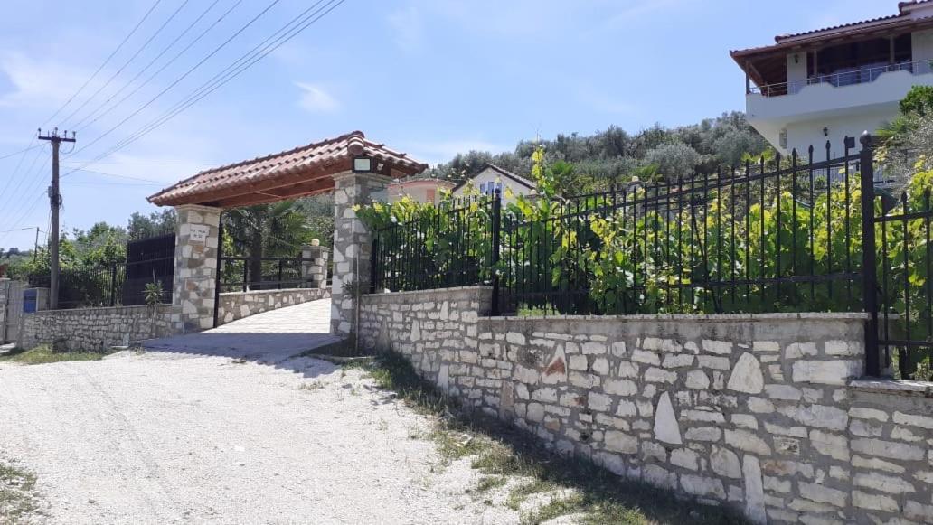 Vila Palma Berat Exterior foto